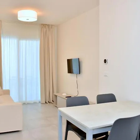 Modern With Stunning Seaview Terrace 公寓 *